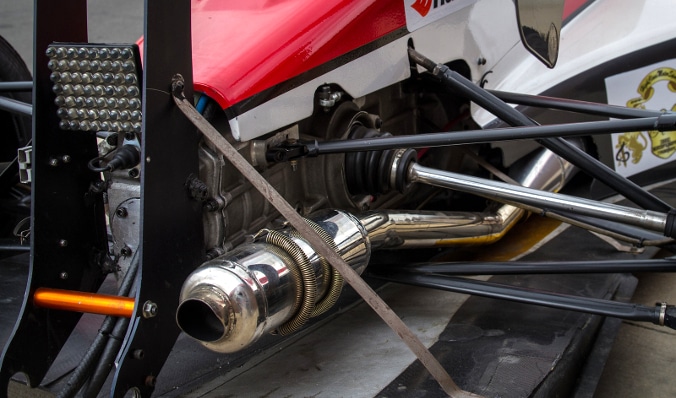 Monoshock pushrod suspension